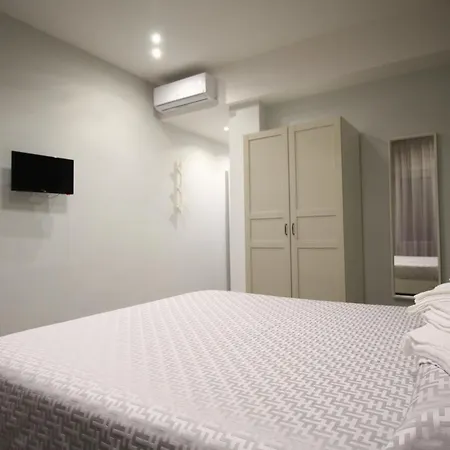 Recia Νάπολη